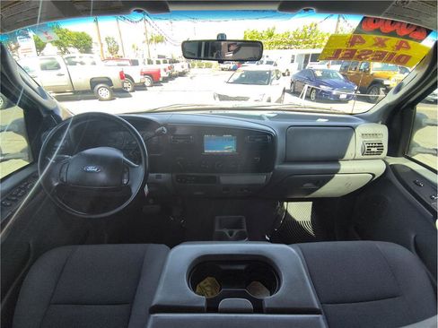 Used 2006 Ford F250 XLT AWD/4WD image 6