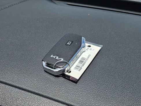 Used 2025 Kia Sportage X-Line image 31