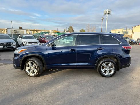 Used 2015 Toyota Highlander Limited image 3