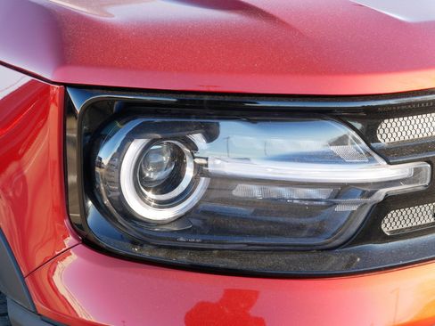 Used 2023 Ford Bronco Sport Outer Banks w/ Tech Package image 15