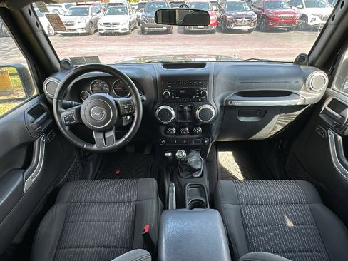 Used 2011 Jeep Wrangler Sahara AWD/4WD image 26