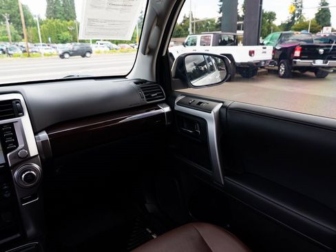 Used 2021 Toyota 4Runner Limited image 10