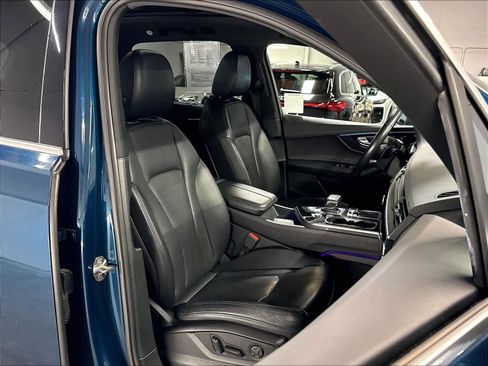 Used 2018 Audi Q7 3.0T Prestige w/ Prestige Package AWD/4WD image 10