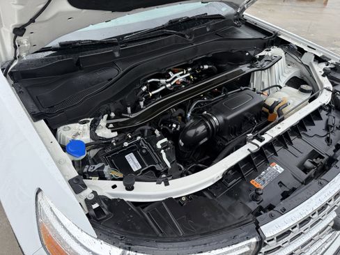 Used 2023 Ford Explorer Limited image 34