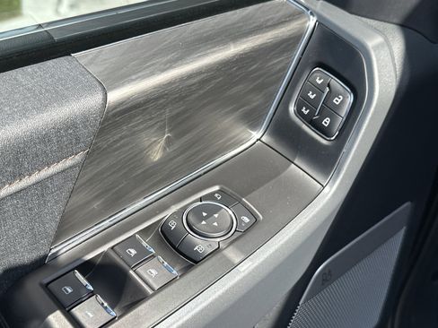 Used 2024 Ford F150 Lariat w/ FX4 Off-Road Package AWD/4WD image 15