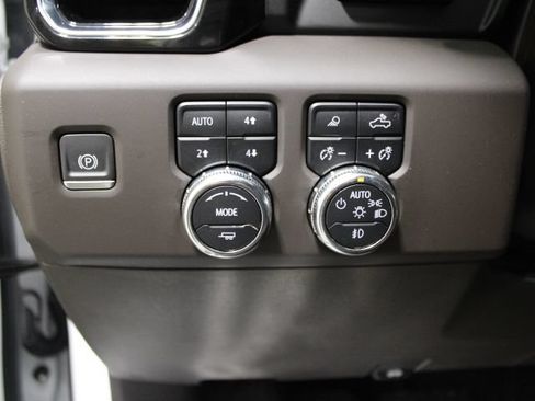 Used 2023 GMC Sierra 1500 Denali w/ Denali Reserve Package AWD/4WD image 45