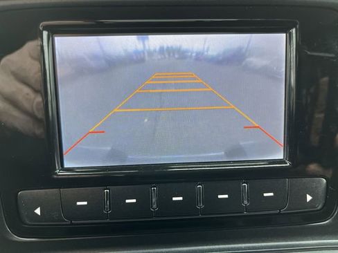 Used 2014 GMC Sierra 1500 SLE w/ Suspension Package, Off-Road image 25