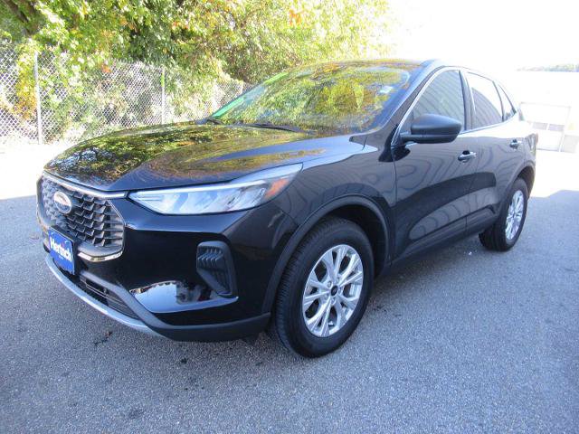 Certified 2023 Ford Escape Active w/ Tech Pack #1 AWD/4WD image 1