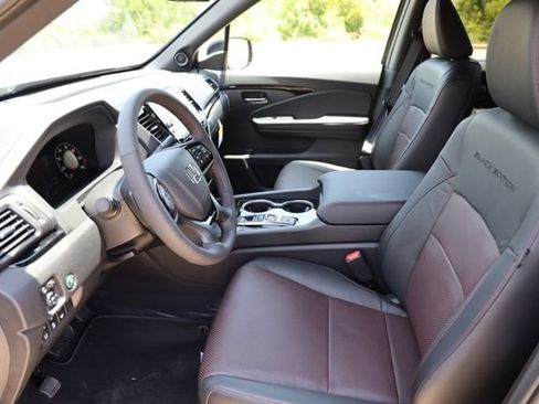 New 2026 Honda Ridgeline Black Edition image 12