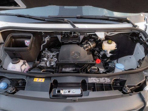 New 2025 Mercedes-Benz Sprinter 2500 image 25