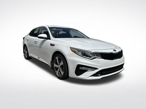 Used 2019 Kia Optima S FWD image 2