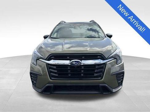 Used 2025 Subaru Ascent Limited image 2