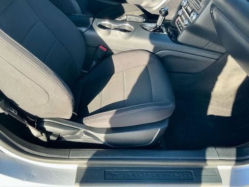 Used 2015 Ford Mustang Coupe w/ Equipment Group 051A image 28