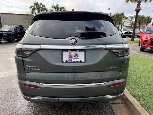 Used 2023 Buick Enclave Avenir w/ Avenir Technology Package image 5