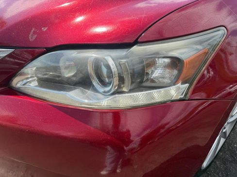 Used 2012 Lexus CT 200h Premium w/ Premium Audio Pkg FWD image 10