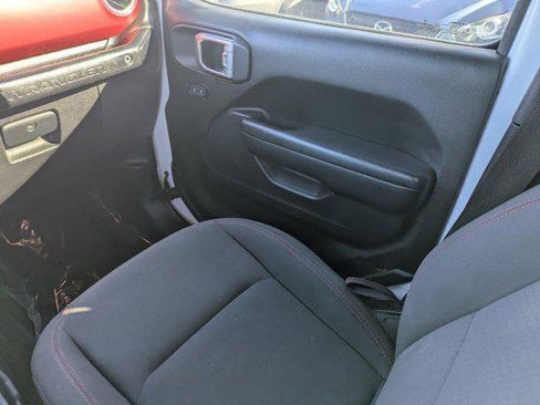 Certified 2019 Jeep Wrangler Unlimited Rubicon w/ Steel Bumper Group image 14