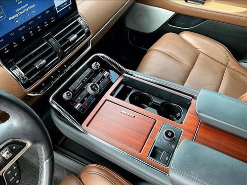 Used 2022 Lincoln Navigator Reserve RWD image 14