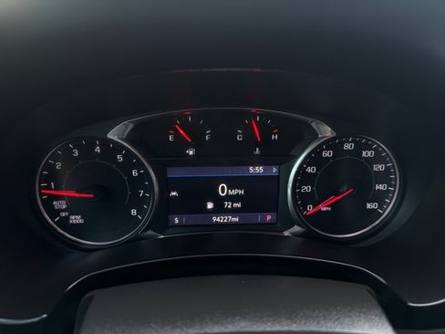 Used 2021 GMC Terrain SLT AWD/4WD image 16
