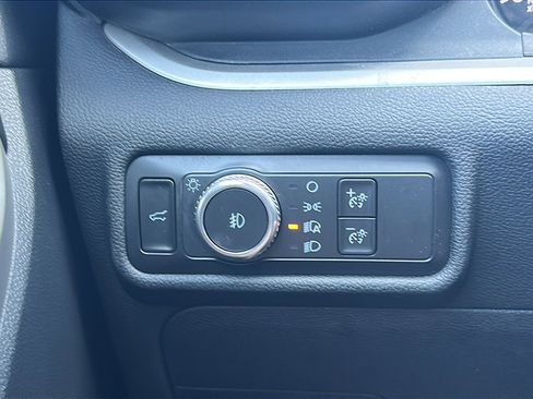 Used 2021 Ford Explorer XLT w/ Equipment Group 202A image 36