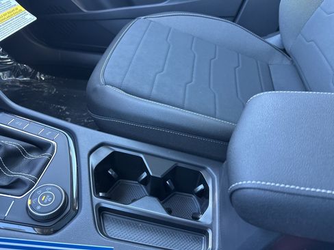 New 2026 Volkswagen Taos SE AWD/4WD image 49