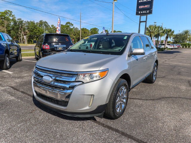 Used 2011 Ford Edge Limited w/ Driver Entry Pkg FWD image 3