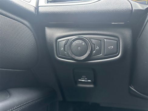 Used 2018 Lincoln MKZ Reserve image 11