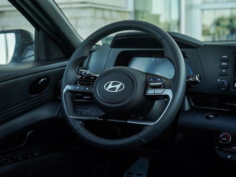 New 2026 Hyundai Elantra SEL Sport image 14