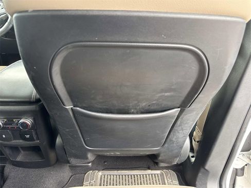 Used 2020 Ford Explorer Limited image 21