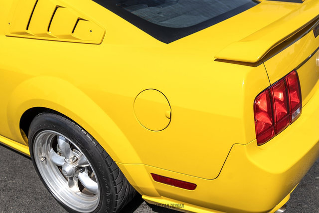 Used 2006 Ford Mustang GT Premium RWD image 74