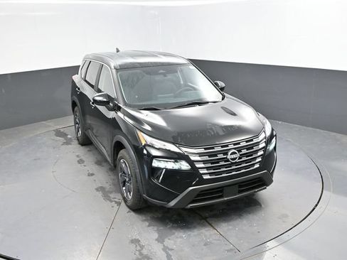 Used 2024 Nissan Rogue SV FWD image 36