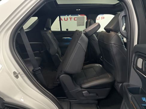 New 2026 Ford Explorer Tremor w/ Tremor Ultimate Package AWD/4WD image 41