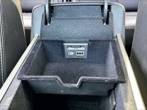 Certified 2024 Cadillac XT6 Sport w/ LPO, Red Accent Package AWD/4WD image 26