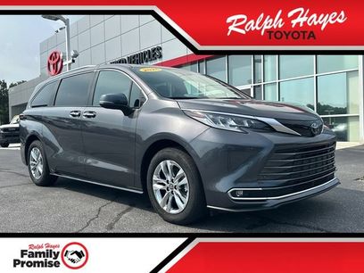Used 2025 Toyota Sienna Limited