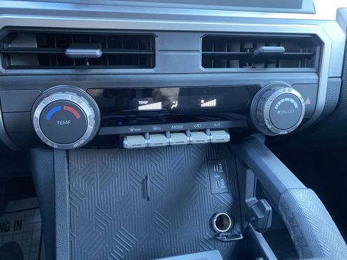 Used 2025 Toyota 4Runner SR5 image 28