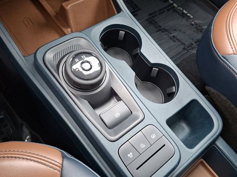 Used 2022 Ford Maverick Lariat w/ Lariat Luxury Package image 15