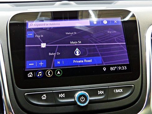 Used 2021 Chevrolet Equinox Premier FWD image 17