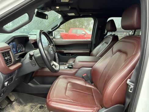Used 2022 Ford Expedition Limited AWD/4WD image 15