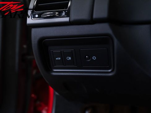 Used 2017 Jaguar F-TYPE S RWD image 31