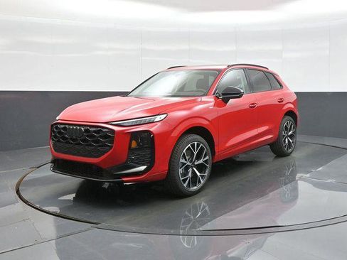 New 2026 Audi Q3 quattro 2.0T AWD/4WD image 3