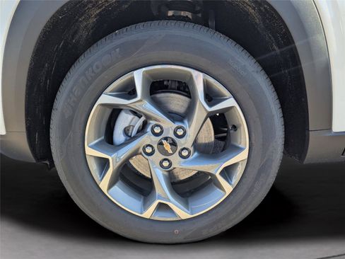 New 2026 Chevrolet Trax LT image 27