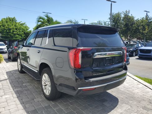 Certified 2024 GMC Yukon SLT w/ SLT Luxury Package RWD image 4
