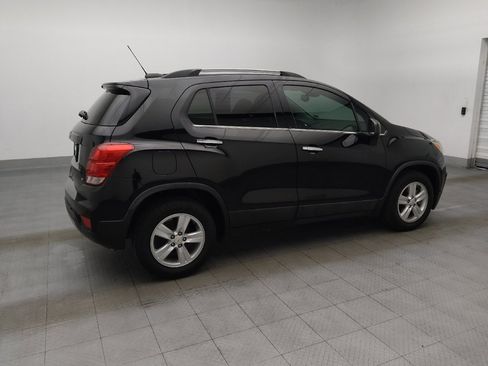 Used 2020 Chevrolet Trax LT w/ LT Convenience Package FWD image 10