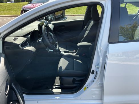 Used 2026 Toyota Corolla LE FWD image 16