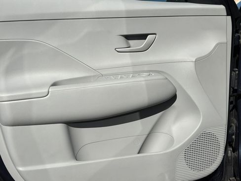 Used 2025 Hyundai Kona SEL image 20