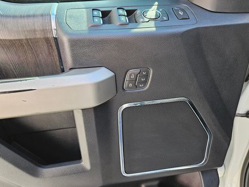 Used 2020 Ford F350 Lariat w/ Lariat Ultimate Package image 18