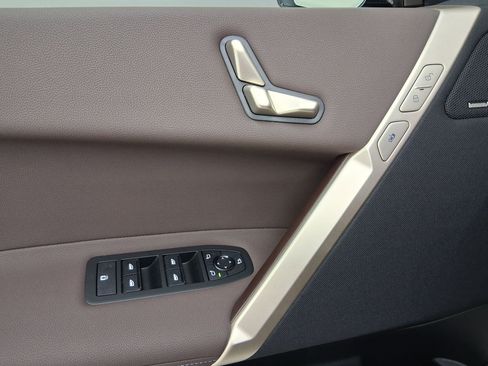 New 2026 BMW iX xDrive45 image 12