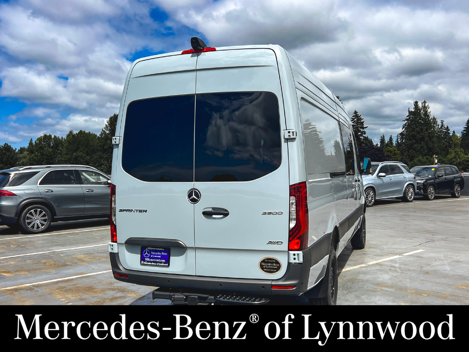New 2026 Mercedes-Benz Sprinter 2500 image 9