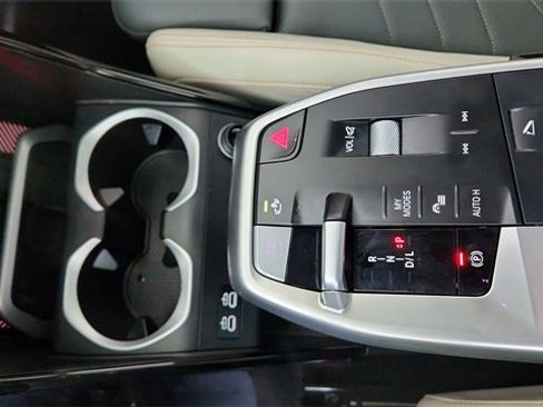 Used 2025 BMW X2 xDrive28i image 49