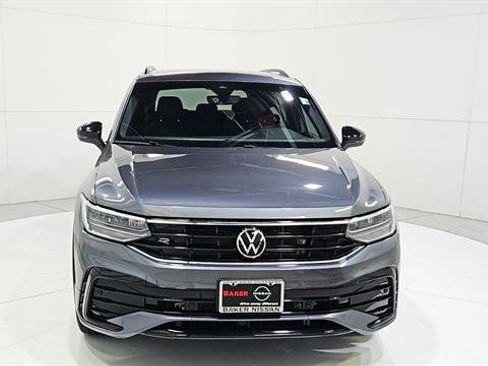Used 2023 Volkswagen Tiguan SE R-Line FWD image 2