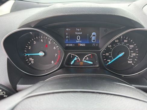 Used 2018 Ford Escape SE w/ SE Sport Appearance Package image 13